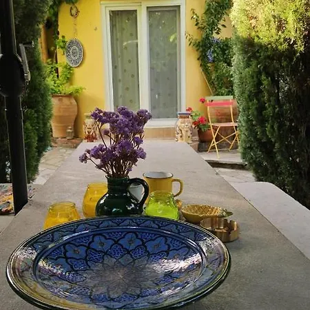 Home&gardens 2-bed In Sevasti *