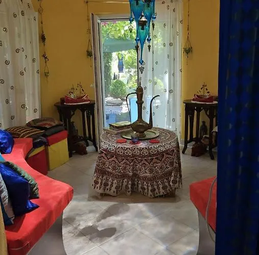 Villa & Gardens 2-bed In Sevasti *